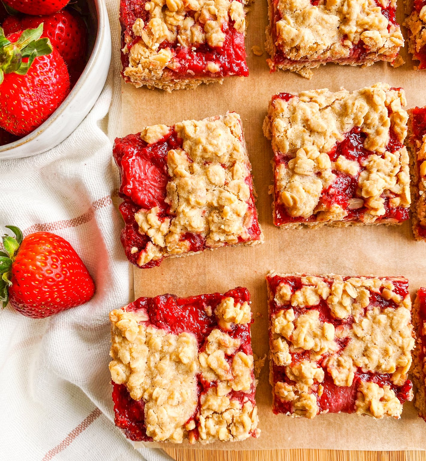 Strawberry Oatmeal Crumble Bars - California Strawberry Commission