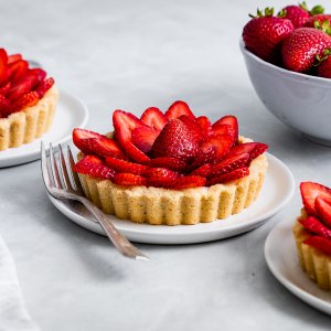 Strawberry Mini Tarts