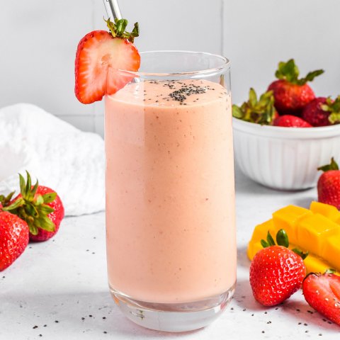 Strawberry Mango Smoothie - California Strawberry Commission